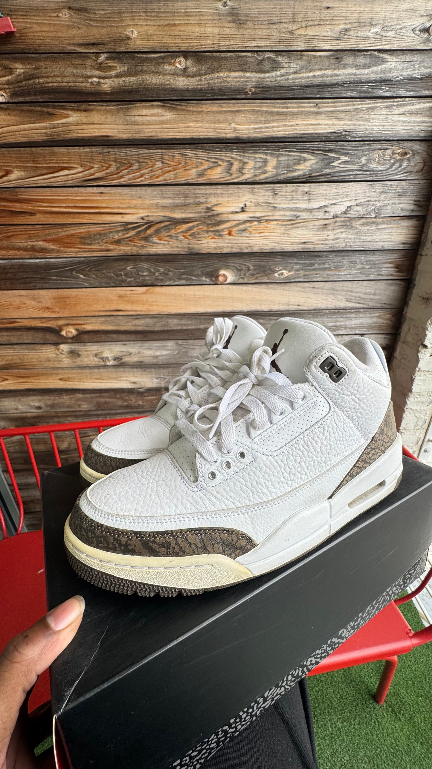 AJ3'S MOCA