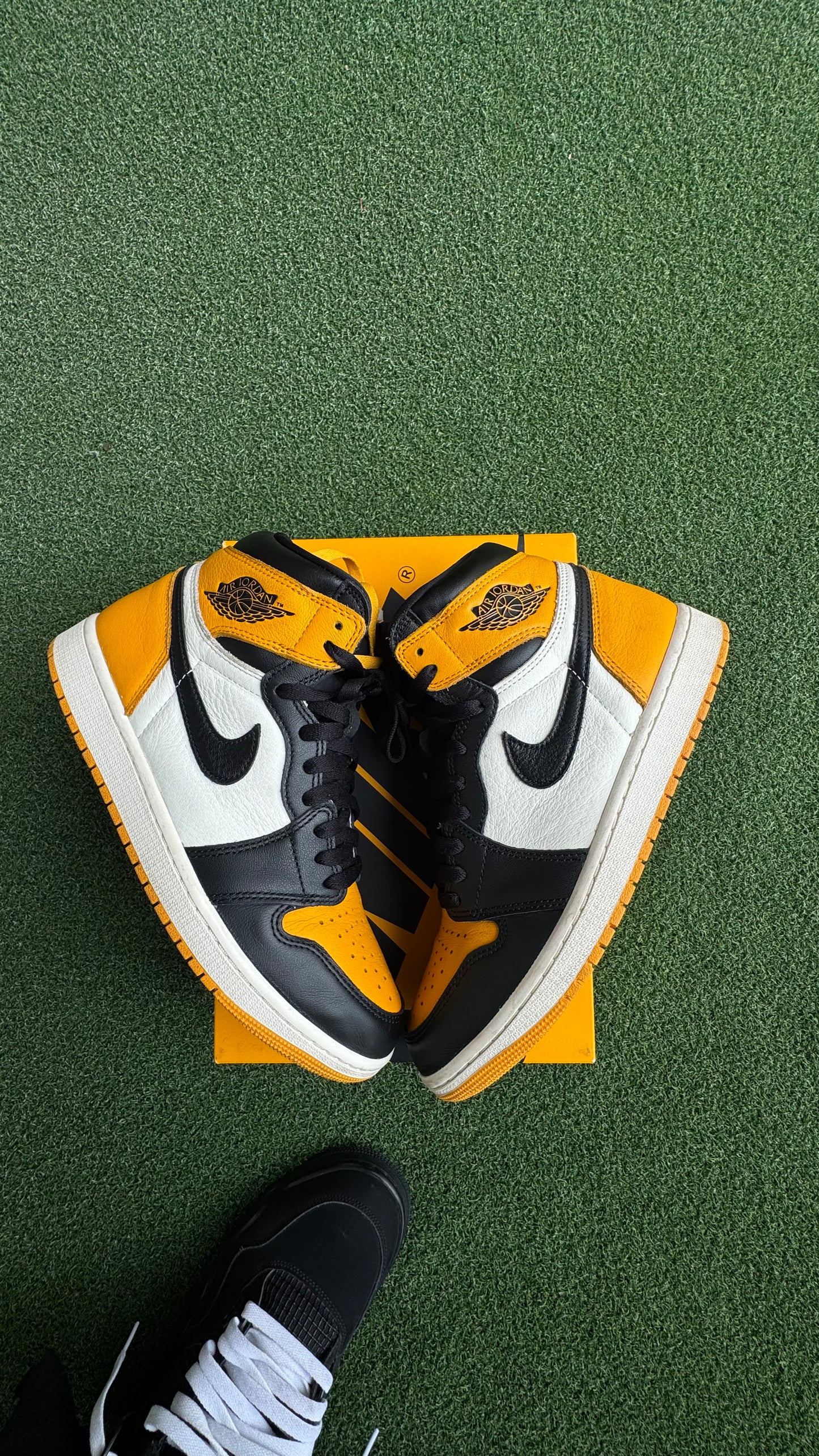 AJ 1'S TAXI