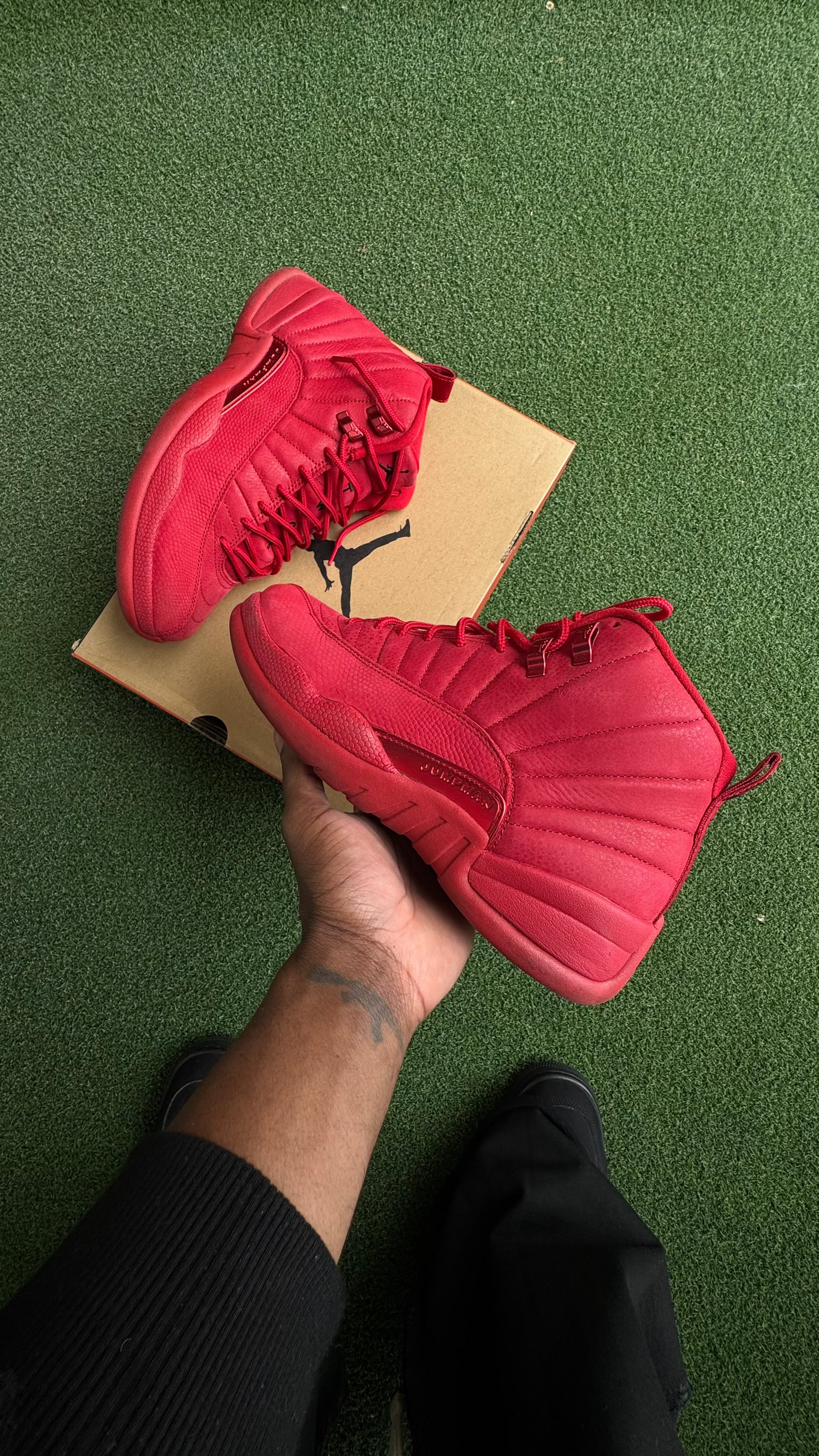 AJ 12'S GYM RED