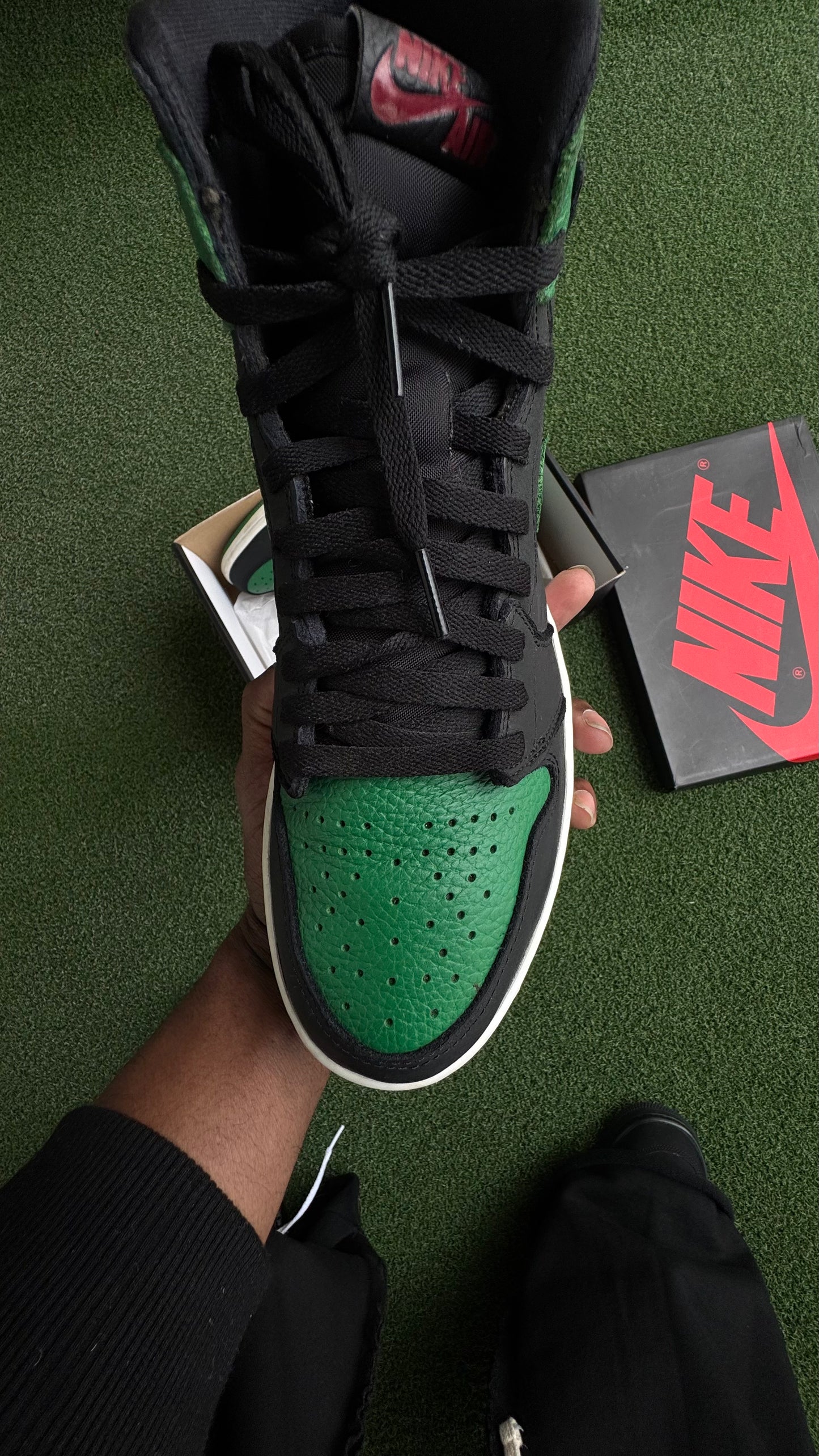 9.5 AJ 1'S PIN GREEN