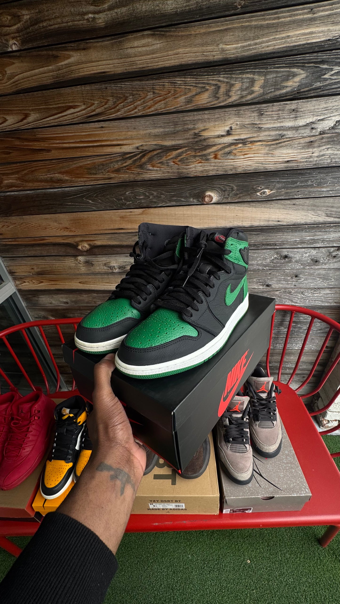 9.5 AJ 1'S PIN GREEN