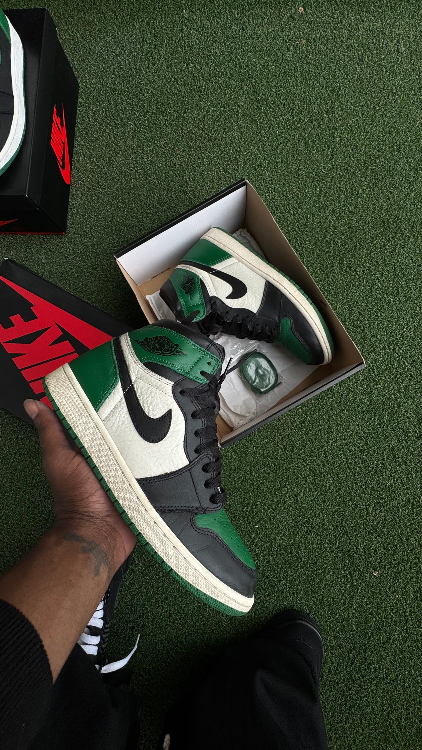 AJ 1'S PIN GREEN 9