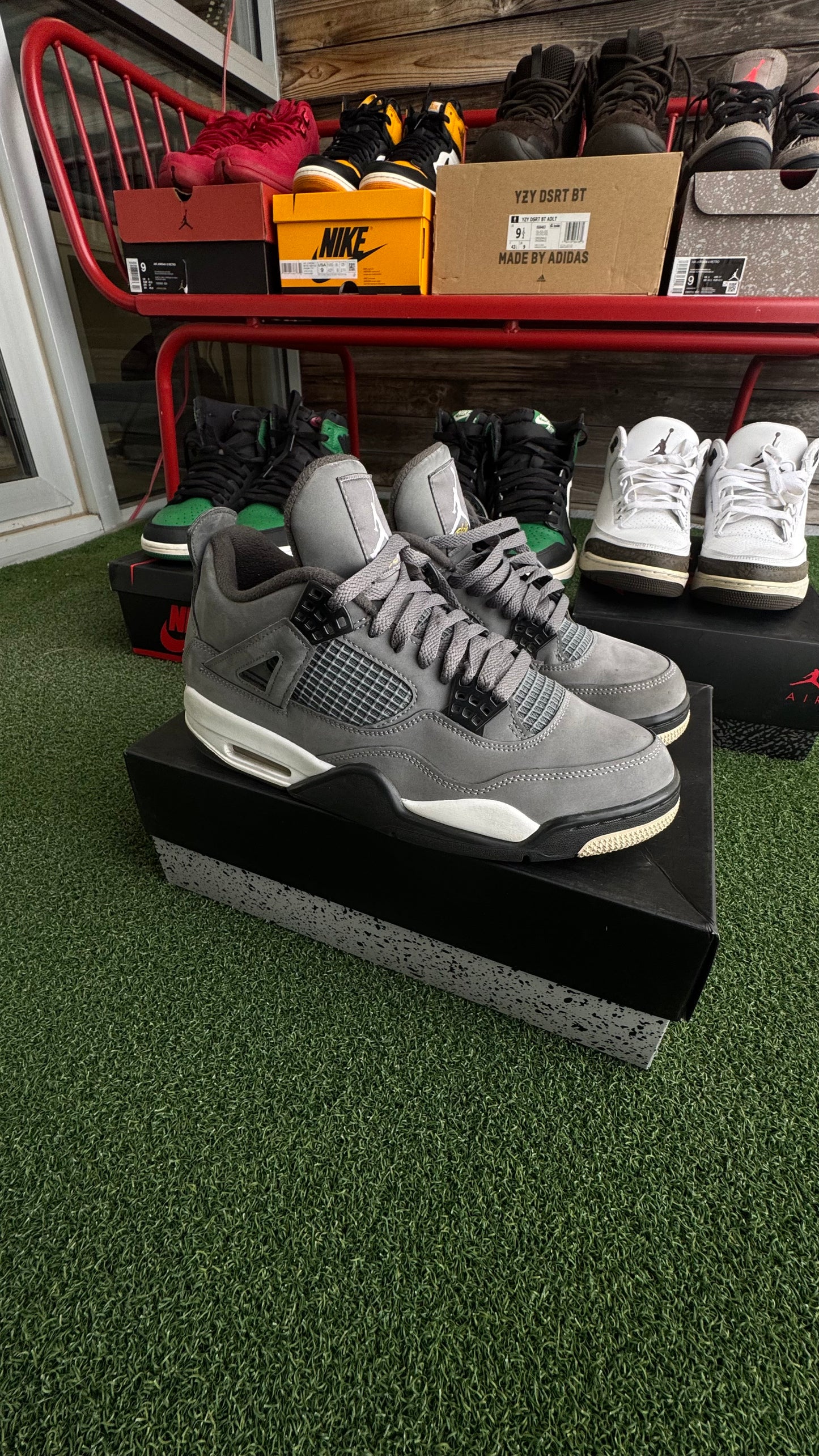 AJ4'S COOL GRAY